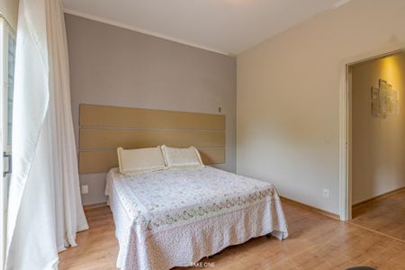 Casa de condomínio à venda com 347m², 3 quartos e 2 vagas