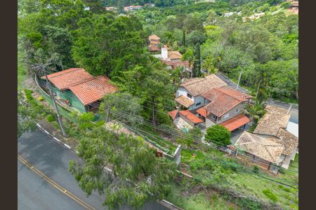 Casa de condomínio à venda com 347m², 3 quartos e 2 vagas