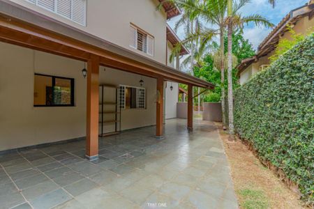 Casa de condomínio à venda com 347m², 3 quartos e 2 vagas