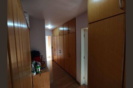 Casa à venda com 3 quartos, 310m² em Rio Pequeno, São Paulo