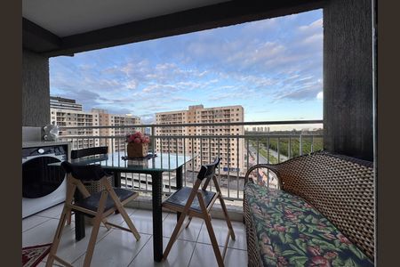 Apartamento à venda com 60m², 2 quartos e 1 vaga Apartamento à venda com 60m², 2 quartos e 1 vagaVaranda