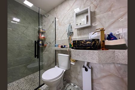 Apartamento à venda com 60m², 2 quartos e 1 vaga Apartamento à venda com 60m², 2 quartos e 1 vagaSuíte - Banheiro