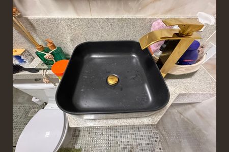 Apartamento à venda com 60m², 2 quartos e 1 vaga Apartamento à venda com 60m², 2 quartos e 1 vagaSuíte - Banheiro
