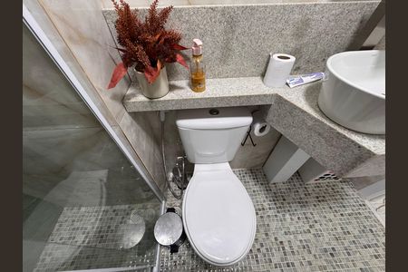 Banheiro Social de apartamento para alugar com 2 quartos, 60m² em Barra Olímpica, Rio de Janeiro