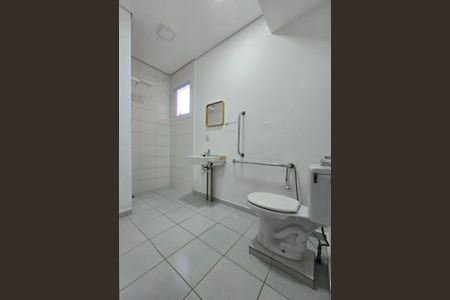 Apartamento à venda com 104m², 2 quartos e 1 vaga Apartamento à venda com 104m², 2 quartos e 1 vagaBanheiro