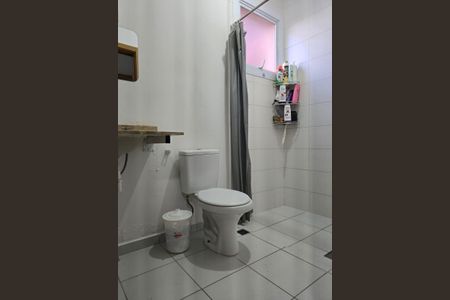 Apartamento à venda com 104m², 2 quartos e 1 vaga Apartamento à venda com 104m², 2 quartos e 1 vagaBanheiro