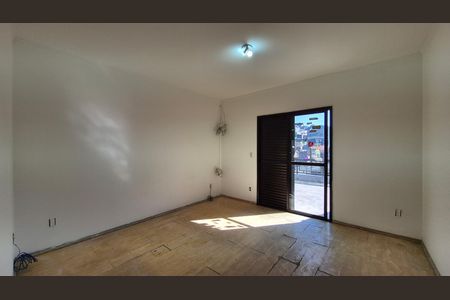 Casa para alugar com 227m², 3 quartos e 2 vagas Casa para alugar com 227m², 3 quartos e 2 vagasQuarto