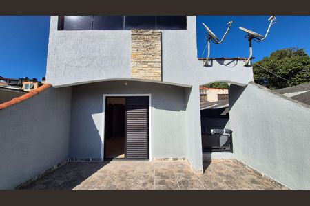 Casa para alugar com 227m², 3 quartos e 2 vagas Casa para alugar com 227m², 3 quartos e 2 vagasArea externa