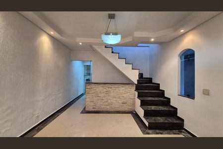 Sala de casa para alugar com 3 quartos, 227m² em Jardim Irene, Santo André