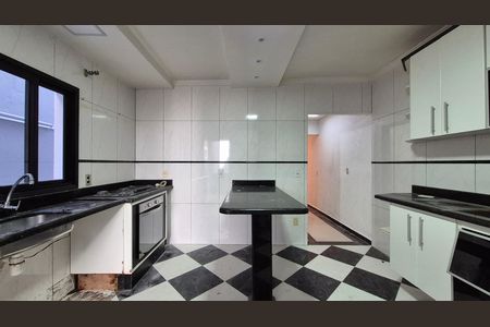 Casa para alugar com 227m², 3 quartos e 2 vagas Casa para alugar com 227m², 3 quartos e 2 vagasCozinha