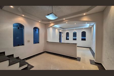 Sala de casa para alugar com 3 quartos, 227m² em Jardim Irene, Santo André