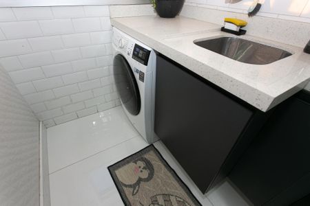 Apartamento à venda com 57m², 3 quartos e 1 vaga Apartamento à venda com 57m², 3 quartos e 1 vagaÁrea de Serviço