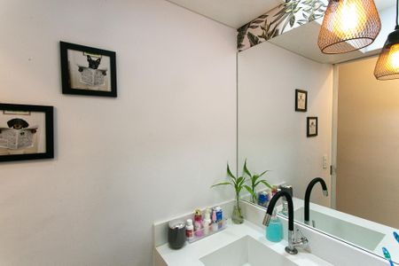 Apartamento à venda com 57m², 3 quartos e 1 vaga Apartamento à venda com 57m², 3 quartos e 1 vagaBanheiro