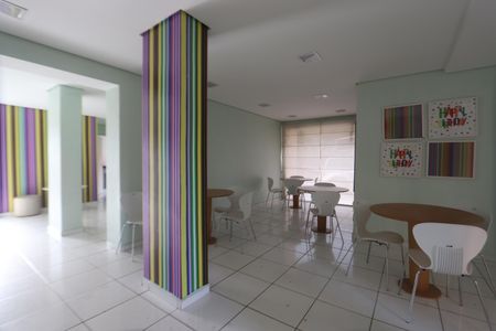 Apartamento à venda com 56m², 2 quartos e 1 vagaÁrea comum - Salão de festas