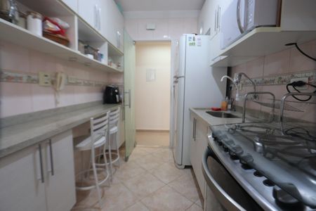 Apartamento à venda com 56m², 2 quartos e 1 vagaCozinha