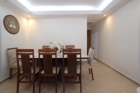 Apartamento à venda com 56m², 2 quartos e 1 vagaSala de Jantar