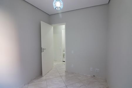 Quarto 1 de apartamento à venda com 3 quartos, 61m² em Jardim Santo André, Santo André