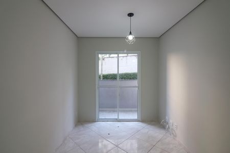 Apartamento para alugar com 61m², 3 quartos e 1 vagaSala 