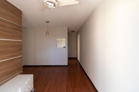 Apartamento para alugar com 70m², 3 quartos e 1 vagaSalas