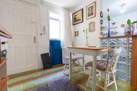 Apartamento à venda com 51m², 2 quartos e 1 vagaSala