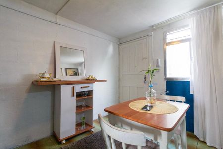 Sala de apartamento à venda com 2 quartos, 51m² em Conjunto Habitacional Padre Manoel de Paiva, São Paulo