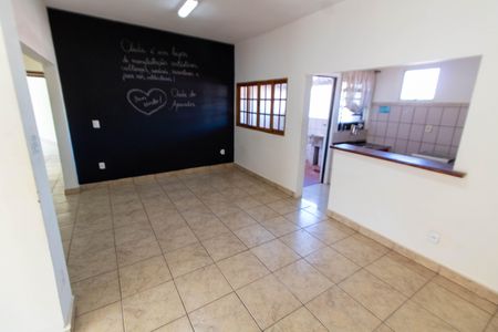 Casa para alugar com 115m², 3 quartos e 1 vaga Casa para alugar com 115m², 3 quartos e 1 vagaSALA DE JANTAR