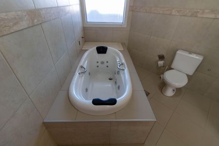 Casa para alugar com 115m², 3 quartos e 1 vaga Casa para alugar com 115m², 3 quartos e 1 vagaBANHEIRO 1