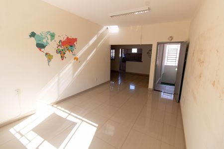 Casa para alugar com 115m², 3 quartos e 1 vaga Casa para alugar com 115m², 3 quartos e 1 vagaSALA
