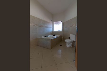 Casa para alugar com 115m², 3 quartos e 1 vaga Casa para alugar com 115m², 3 quartos e 1 vagaBANHEIRO 1
