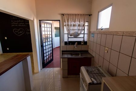Casa para alugar com 115m², 3 quartos e 1 vaga Casa para alugar com 115m², 3 quartos e 1 vagaCOZINHA