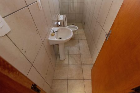 Casa para alugar com 115m², 3 quartos e 1 vaga Casa para alugar com 115m², 3 quartos e 1 vagaBANHEIRO 2