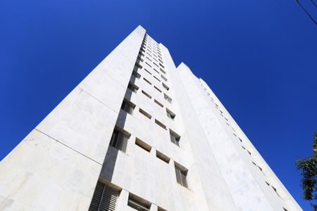 Apartamento para alugar com 120m², 3 quartos e 1 vagaFachada