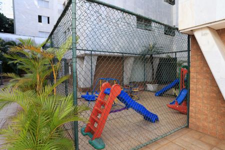 Apartamento para alugar com 120m², 3 quartos e 1 vagaÁrea comum - Playground