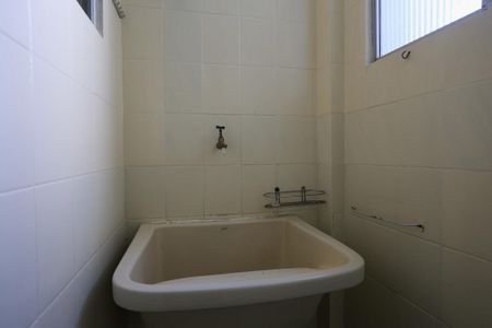 Apartamento para alugar com 120m², 3 quartos e 1 vagaÁrea de Serviço
