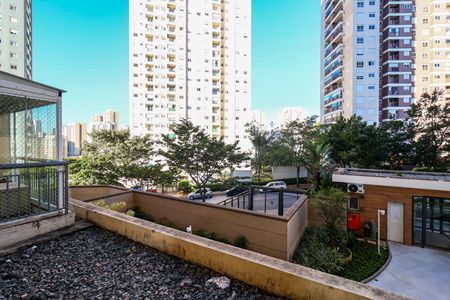 Apartamento à venda com 55m², 2 quartos e 1 vaga Apartamento à venda com 55m², 2 quartos e 1 vagaVista da varanda da sala