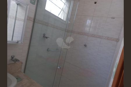 Casa à venda com 3 quartos, 125m² em Vila Carlu, São Paulo