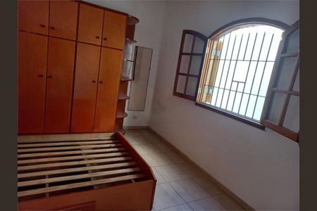 Casa à venda com 3 quartos, 125m² em Vila Carlu, São Paulo