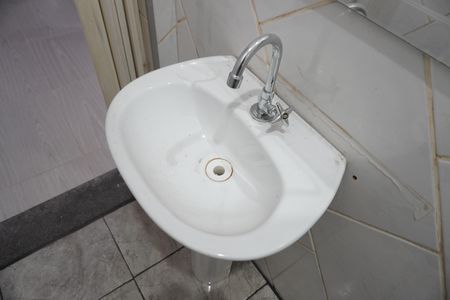 Casa para alugar com 30m², 1 quarto e sem vagaBanheiro