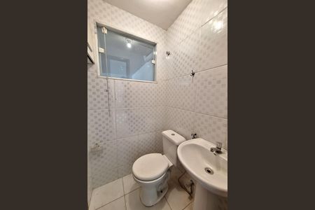 Casa para alugar com 95m², 2 quartos e 1 vaga Casa para alugar com 95m², 2 quartos e 1 vagaBanheiro
