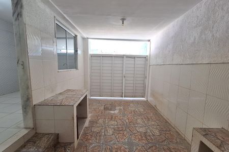 Garagem de casa para alugar com 2 quartos, 95m² em Jardim Primavera, Duque de Caxias