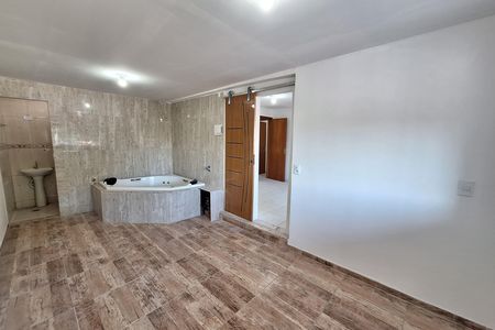 Banheiro 3 de casa para alugar com 2 quartos, 95m² em Jardim Primavera, Duque de Caxias