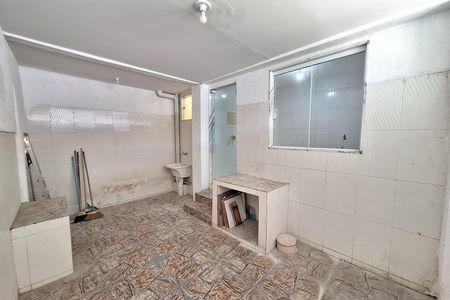 Garagem de casa para alugar com 2 quartos, 95m² em Jardim Primavera, Duque de Caxias