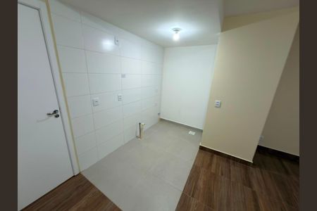 Sala de apartamento para alugar com 1 quarto, 30m² em Lomba do Pinheiro, Porto Alegre