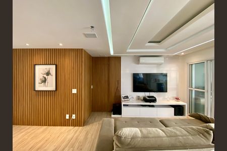 Apartamento à venda com 155m², 3 quartos e 3 vagas Apartamento à venda com 155m², 3 quartos e 3 vagasSala