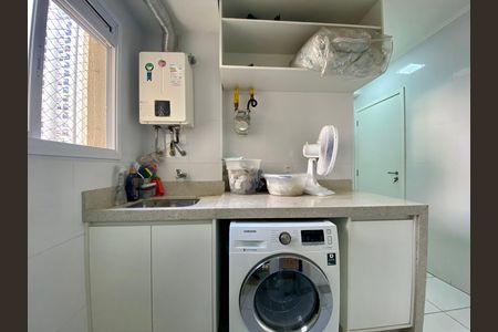 Apartamento à venda com 155m², 3 quartos e 3 vagas Apartamento à venda com 155m², 3 quartos e 3 vagasÁrea de Serviço