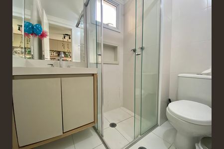 Apartamento à venda com 155m², 3 quartos e 3 vagas Apartamento à venda com 155m², 3 quartos e 3 vagasBanheiro 2