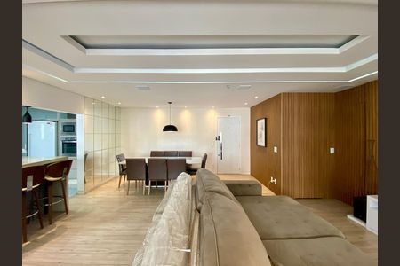 Apartamento à venda com 155m², 3 quartos e 3 vagas Apartamento à venda com 155m², 3 quartos e 3 vagasSala