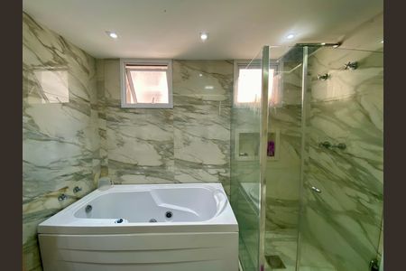Apartamento à venda com 155m², 3 quartos e 3 vagas Apartamento à venda com 155m², 3 quartos e 3 vagasBanheiro do Quarto 3
