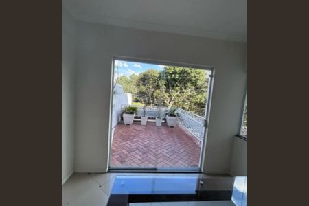 Foto 05 de casa à venda com 4 quartos, 300m² em Vila Irmaos Arnoni, São Paulo