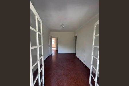 Foto 14 de casa à venda com 4 quartos, 300m² em Vila Irmaos Arnoni, São Paulo